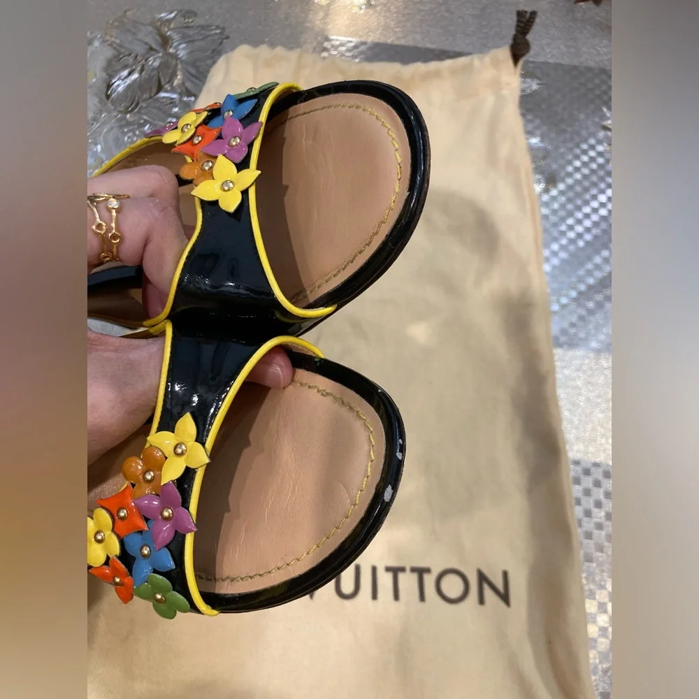 💯% Authentic Louis Vuitton sandals kitten heels - Picture 8 of 10